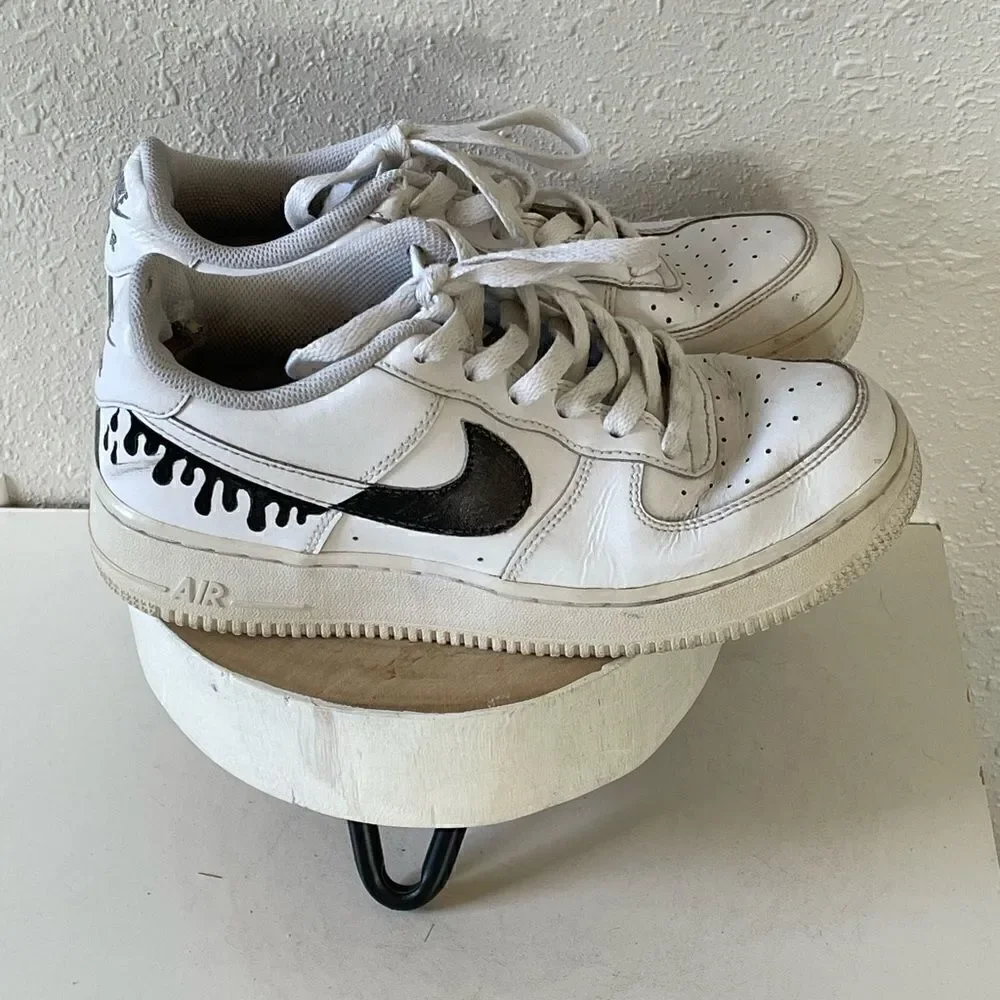 Pre-LOVED Nike Air Force 1 White and Black Custom Made Size 6Y